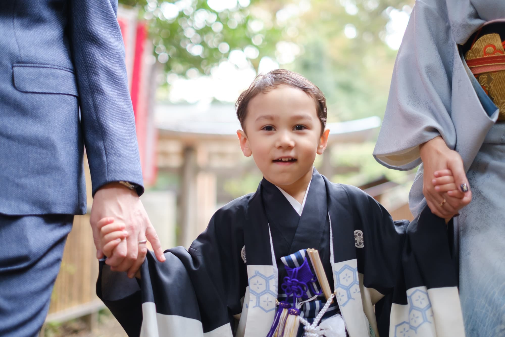 5歳の男の子の七五三、代々木八幡宮